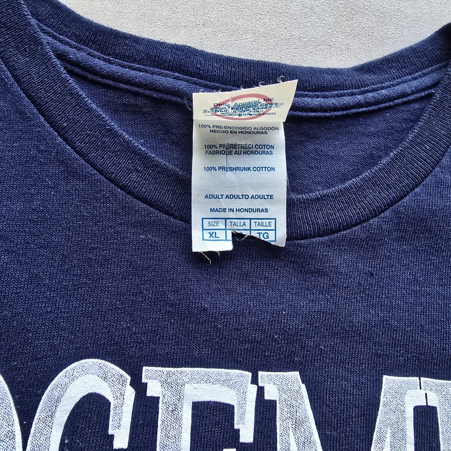 Vintage 2000's Yosemite National Park Tee - XL