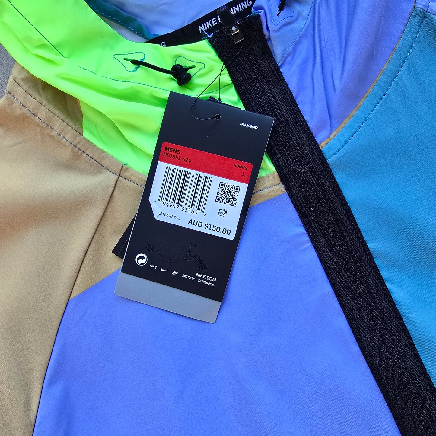 RARE Nike Wild Run Patchwork Jacket (NEW) - L