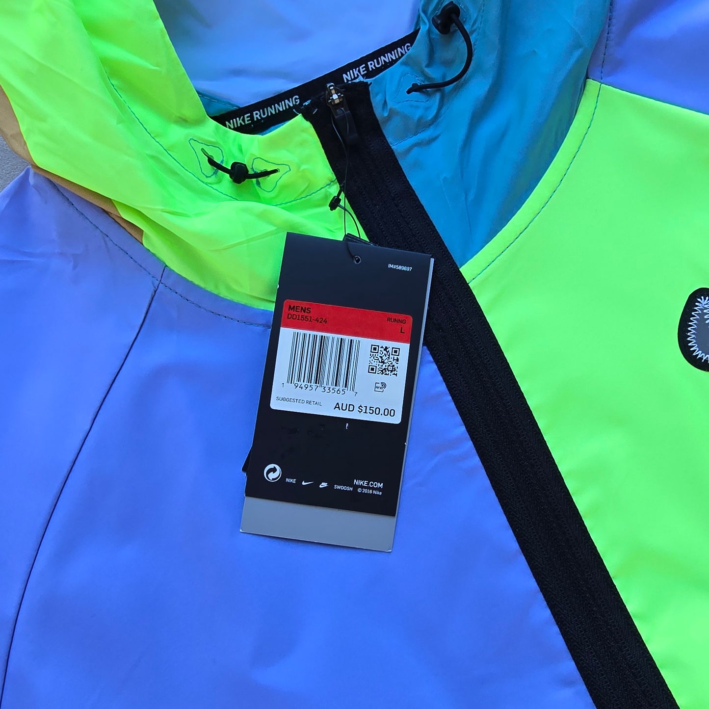 RARE Nike Wild Run Patchwork Jacket (NEW) - L