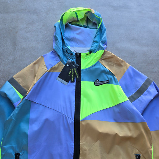 RARE Nike Wild Run Patchwork Jacket (NEW) - L