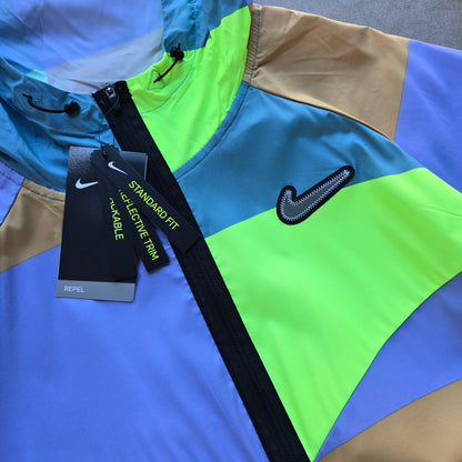 RARE Nike Wild Run Patchwork Jacket (NEW) - L