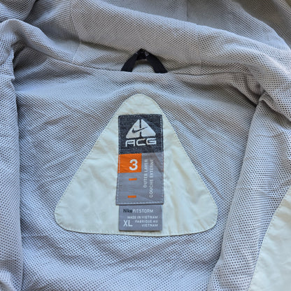 Vintage Nike ACG Waterproof Jacket - M