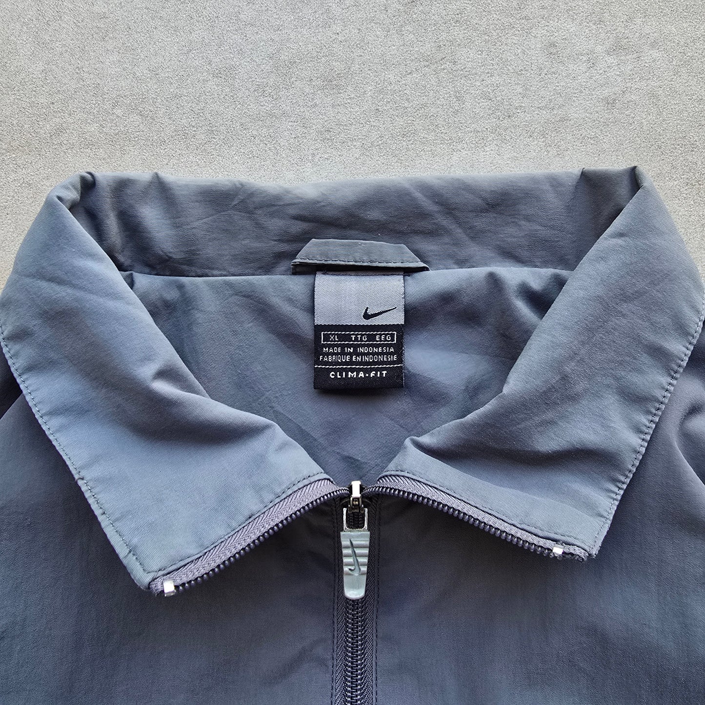 Vintage Nike Embroidered Mini Swoosh Windbreaker Jacket - XL