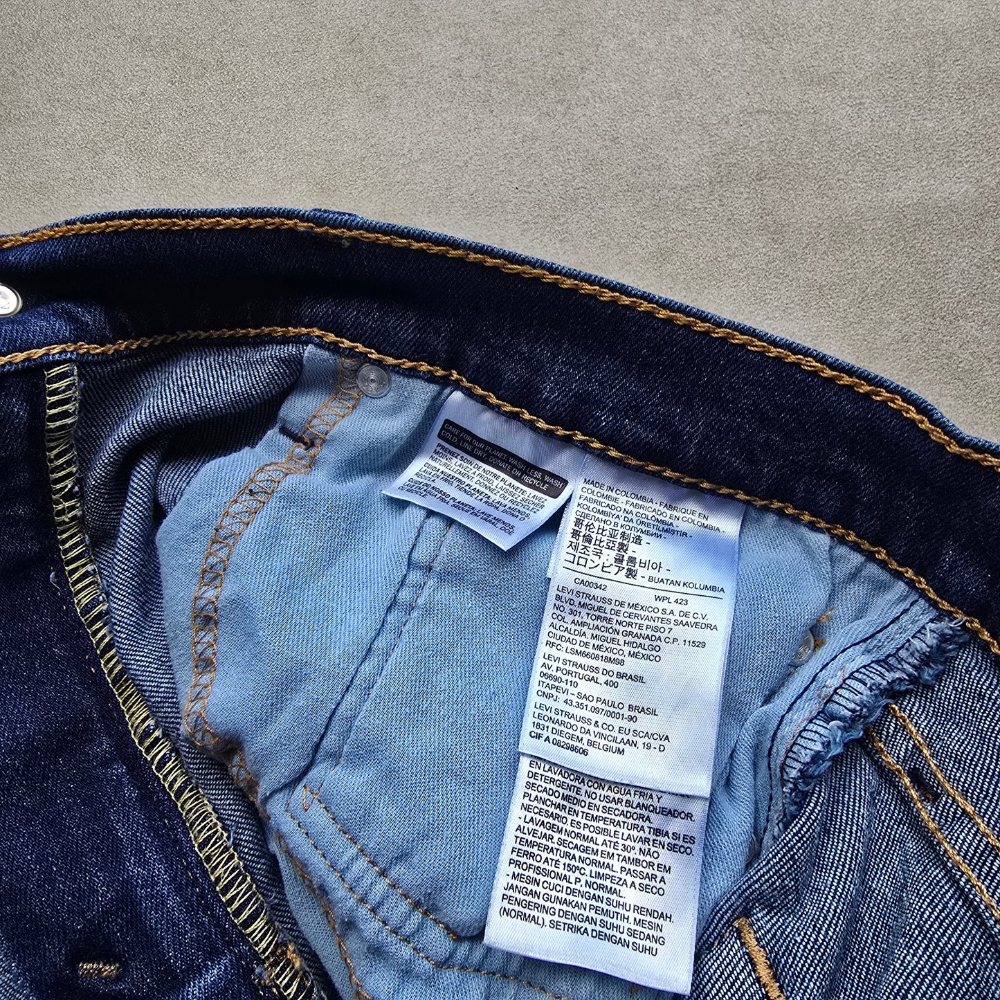 Levi's 502 Jorts - 34