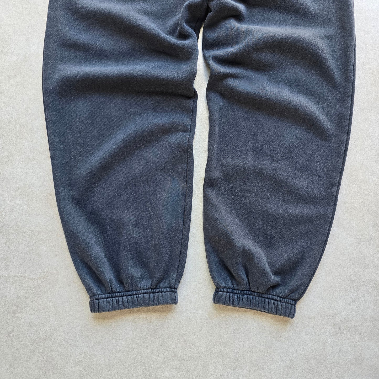 Nike Embroidered Mini Swoosh Oversized Sweatpants - WMNS S