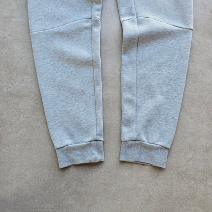 Nike Tech Fleece Pants Grey - M