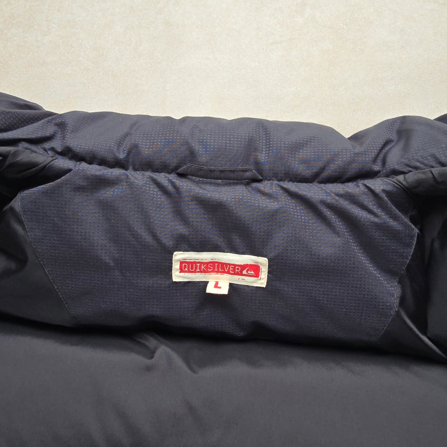 Vintage 2000's Quiksilver Puffer Vest Gilet - L
