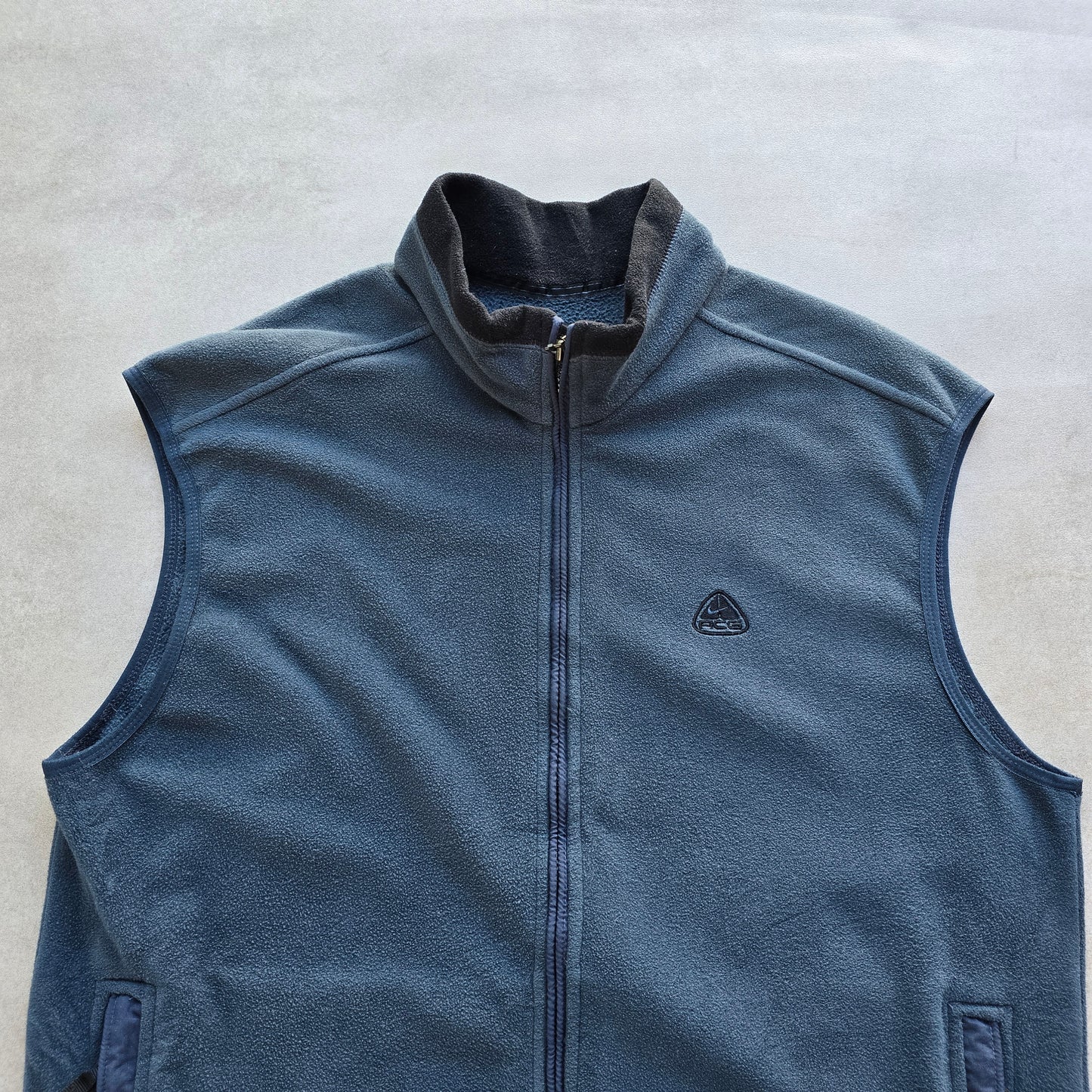Vintage Nike ACG Fleece Vest - L
