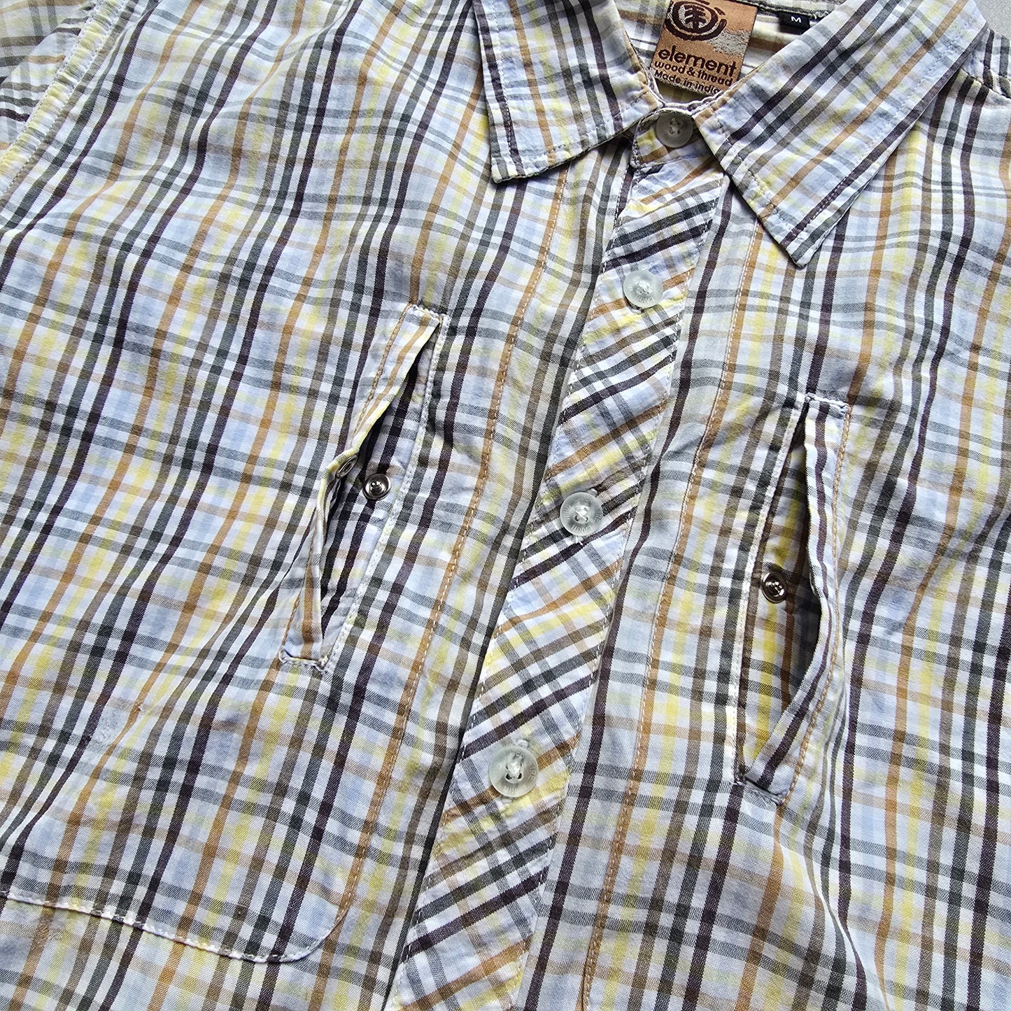 Vintage 2000's Element Short Sleeve Button Up Shirt - M