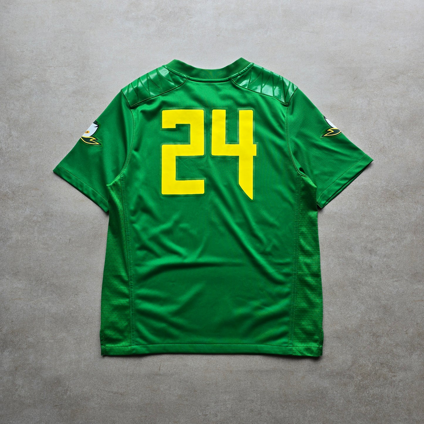 Oregon Ducks #24 Football Jersey - L