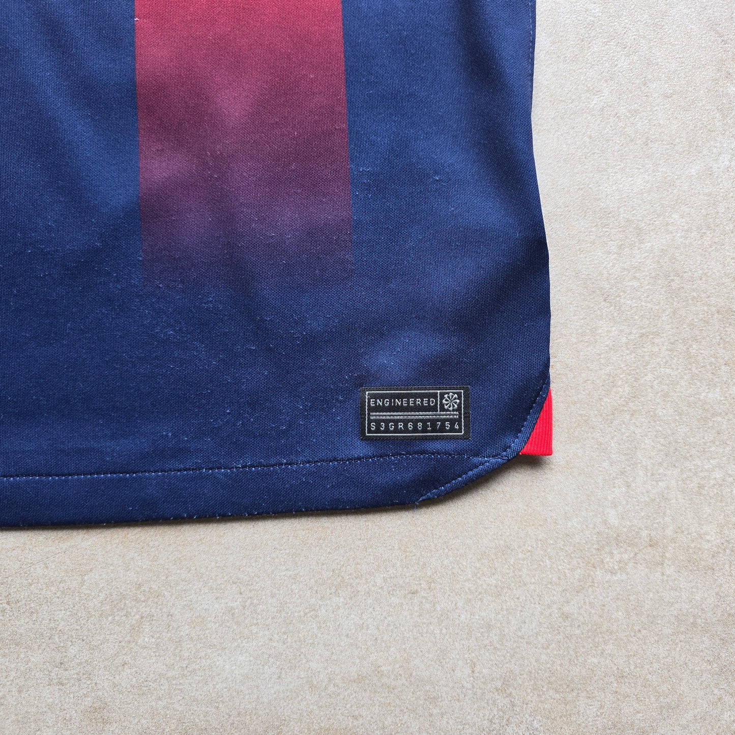 Nike Paris Saint-Germain 23/24 Jersey - Youth M