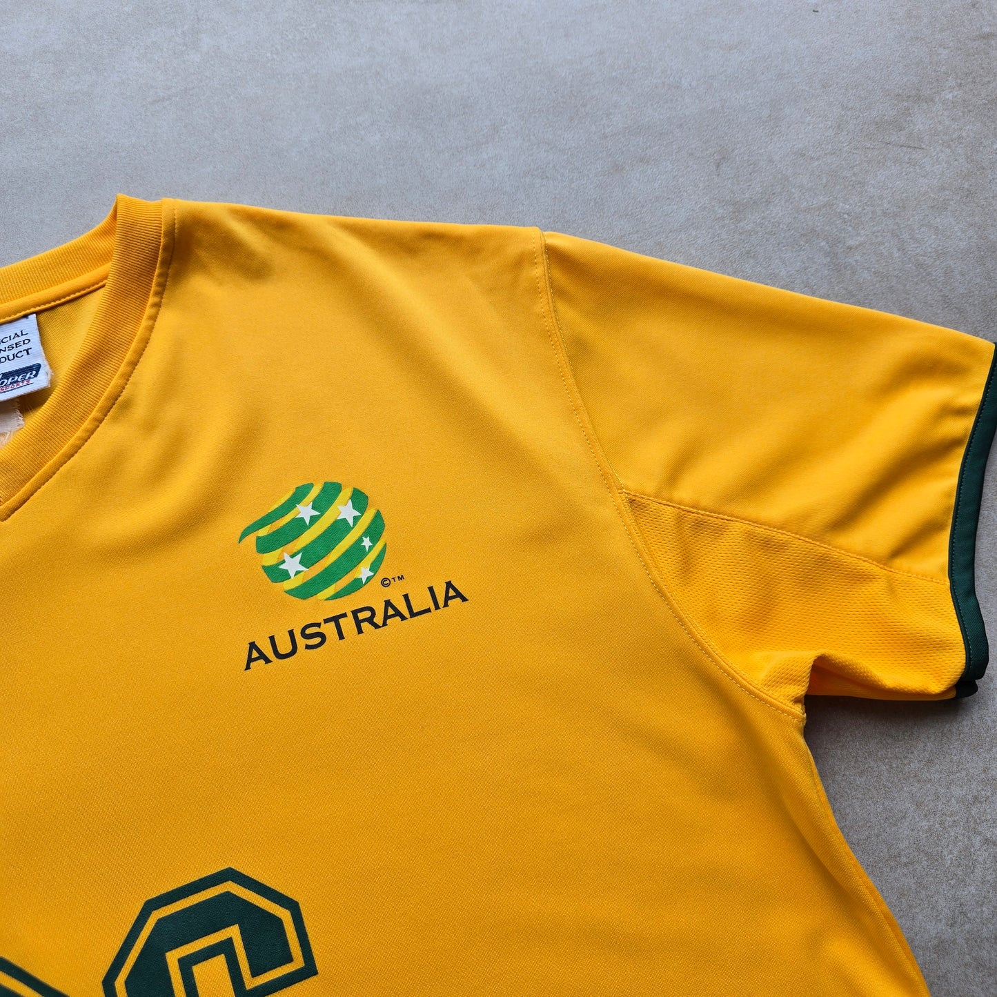 Vintage 2006 Australia Socceroos World Cup Supporter Jersey - L