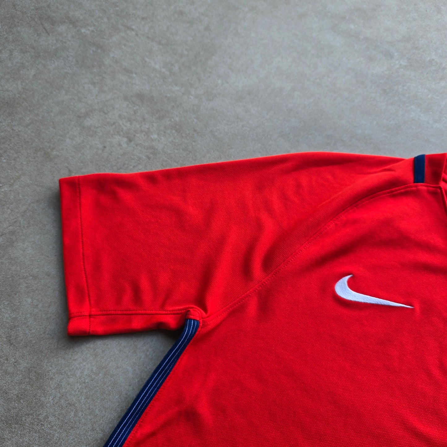 Nike Chile 2016/17 Home Jersey - S