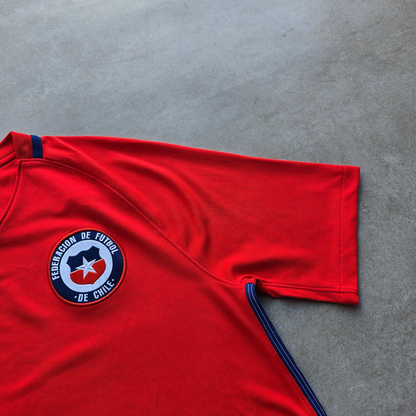 Nike Chile 2016/17 Home Jersey - S