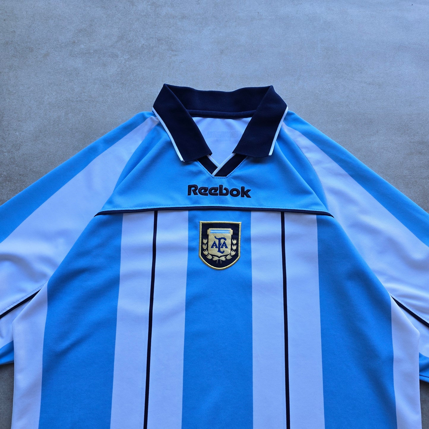 RARE Vintage Reebok Argentina 2000/01 Home Jersey - XL