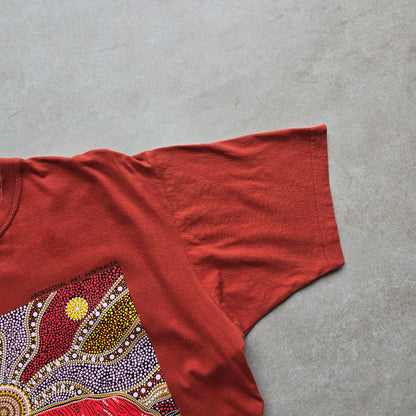 Vintage Uluru Aboriginal Art Tee - L