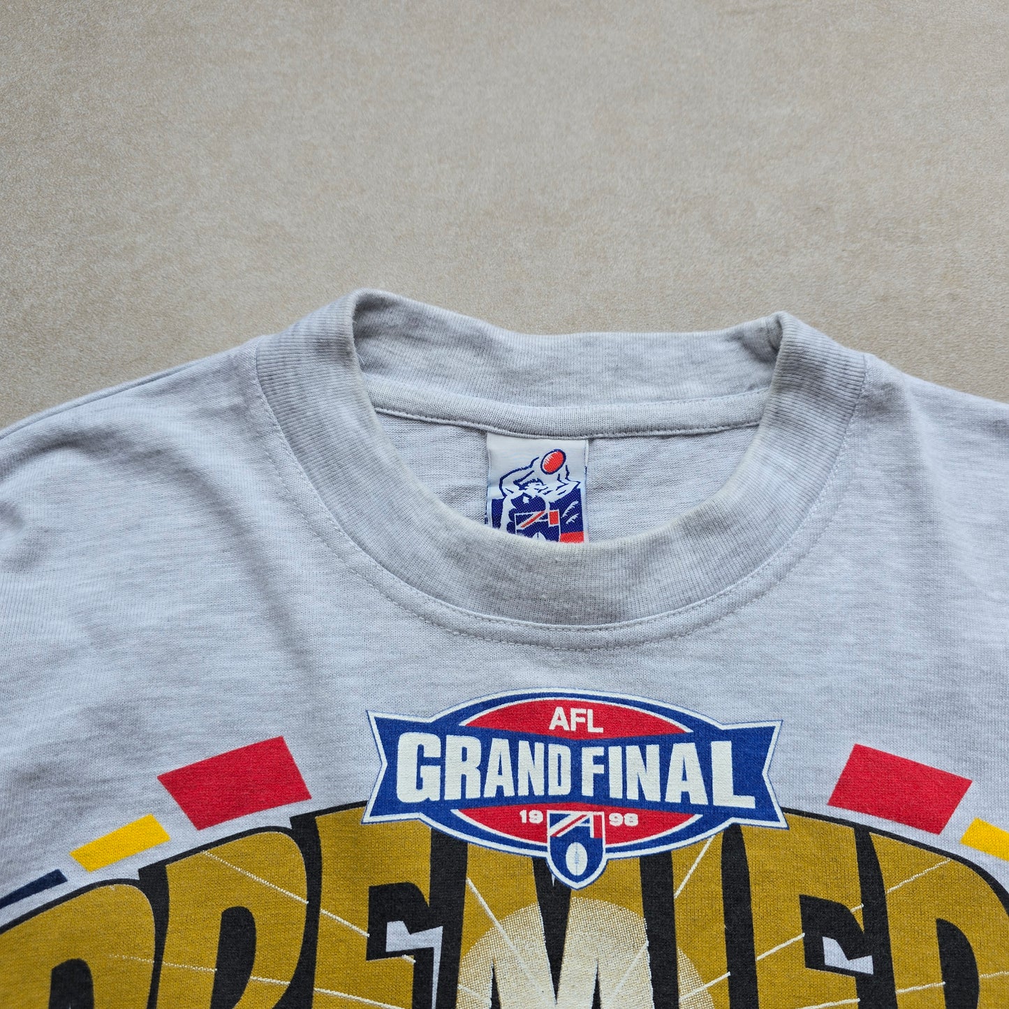 Vintage 1998 AFL Adelaide Crows Premiers Tee - M