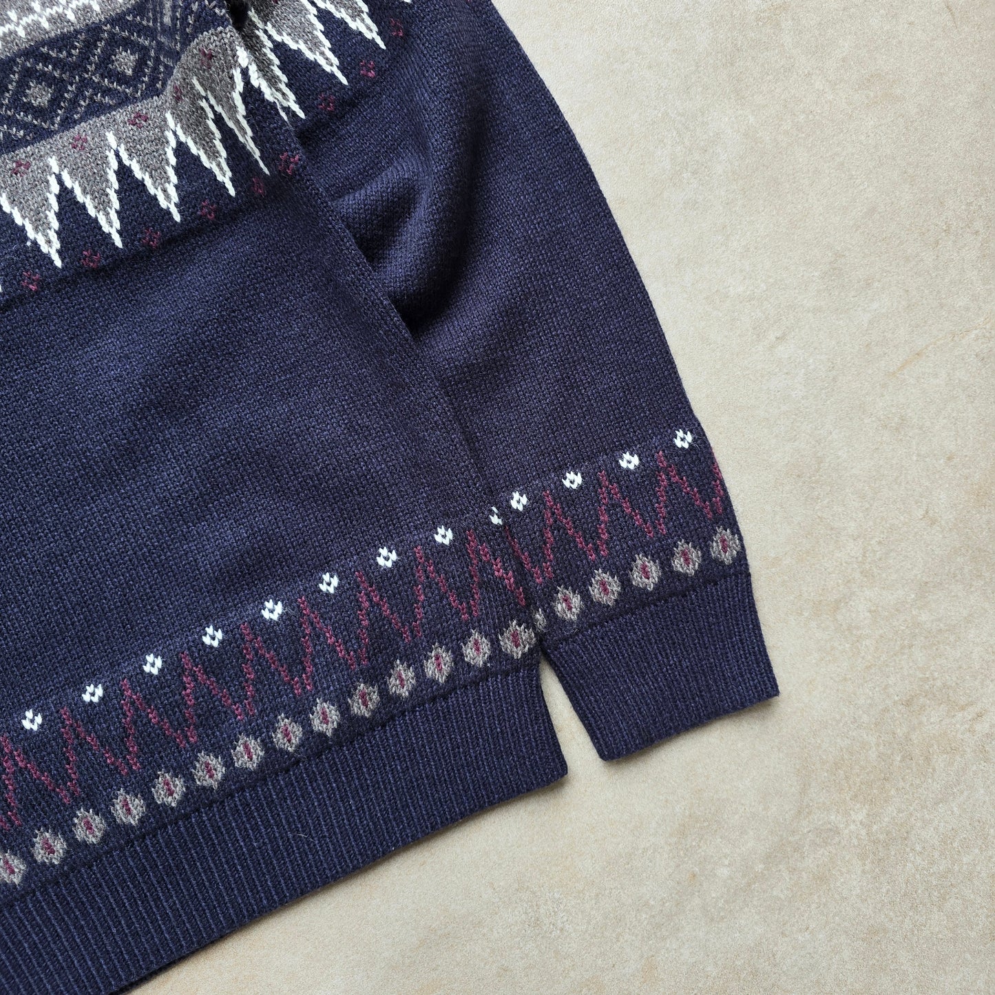 Vintage 2000's Knit Sweater - M
