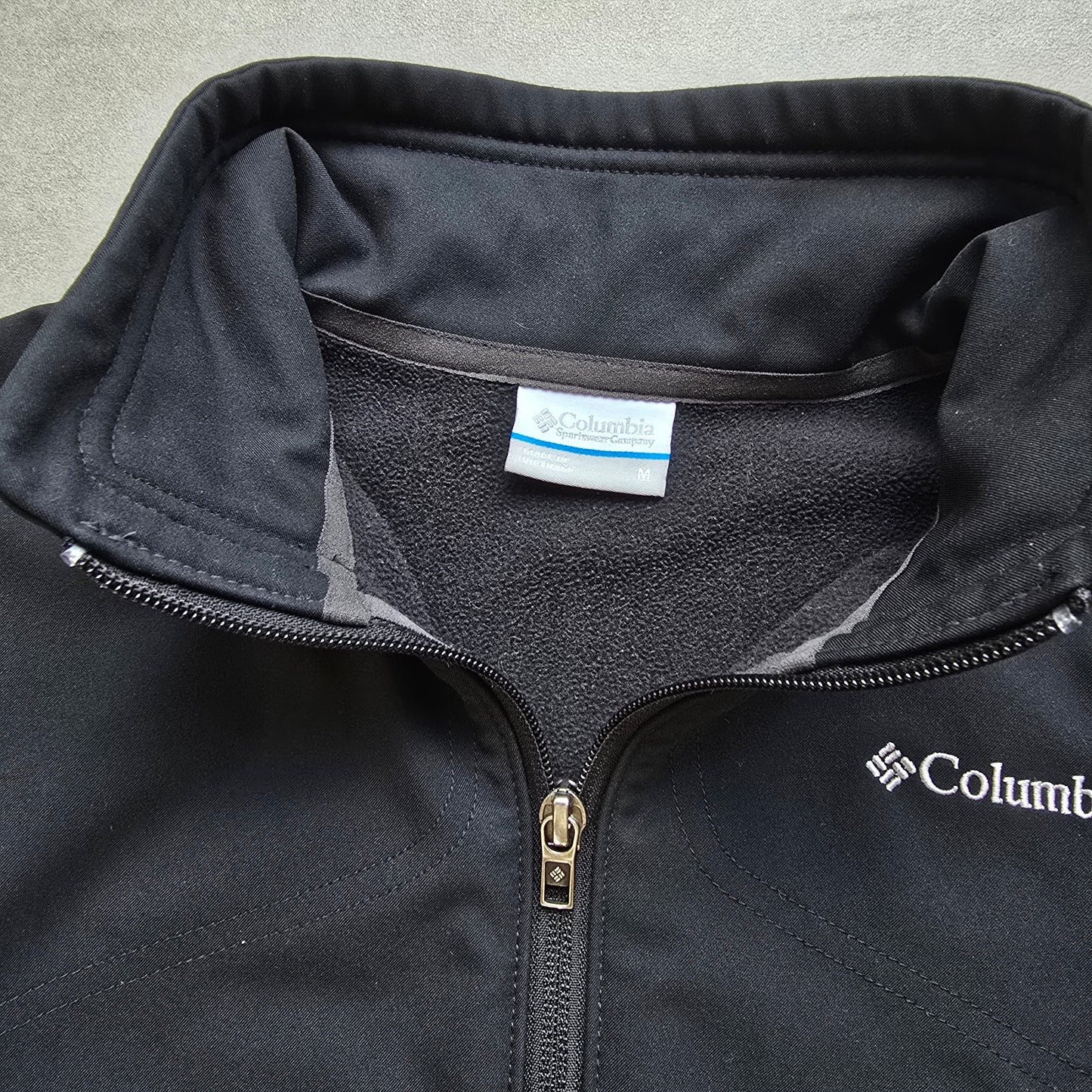 Columbia Omni-Shield Full Zip Jacket - WMNS M