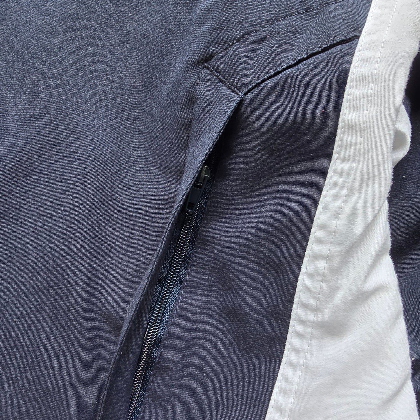 Vintage Reebok Windbreaker Jacket - M