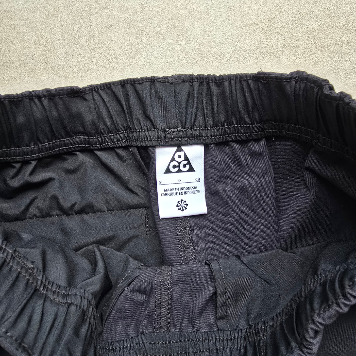 Nike ACG Trail Pants - S