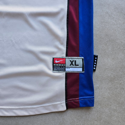 Vintage 1999/01 Nike Barcelona FC Jersey - L/XL