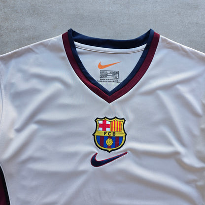 Vintage 1999/01 Nike Barcelona FC Jersey - L/XL