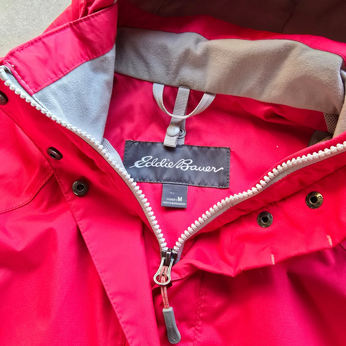 Eddie Bauer Hooded Water Resistant Jacket - WMNS M