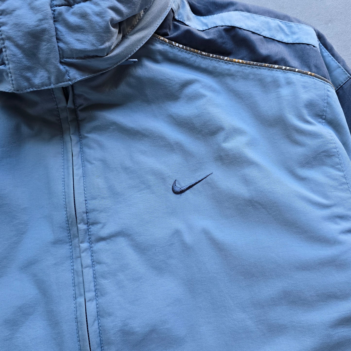 Vintage Nike Mini Swoosh Insulated Jacket - WMNS L