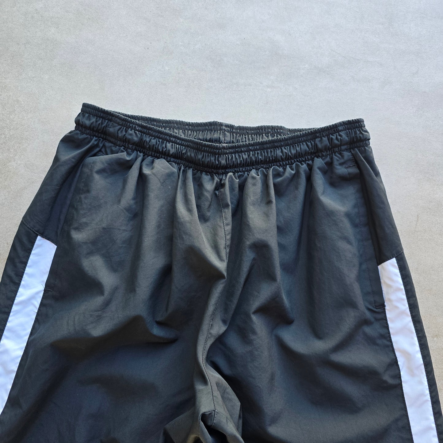 Vintage Nike Mini Swoosh Ankle Zip Track Pants - L