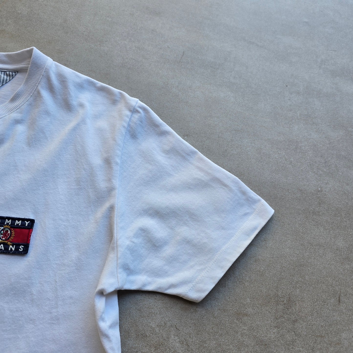 Vintage Tommy Hilfiger Flag Tee - M/L