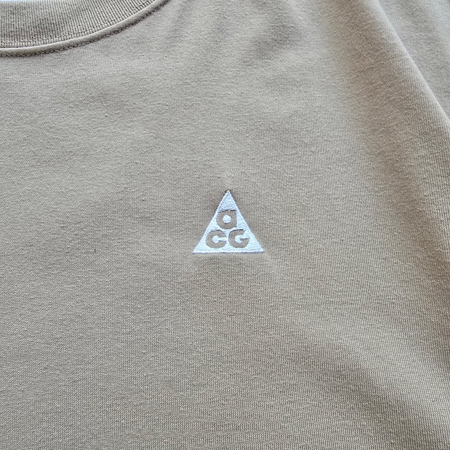 Nike ACG Tee - M