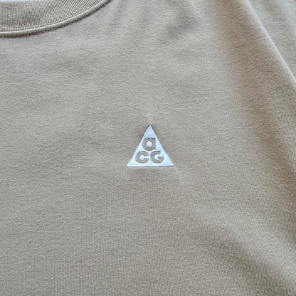 Nike ACG Tee - M