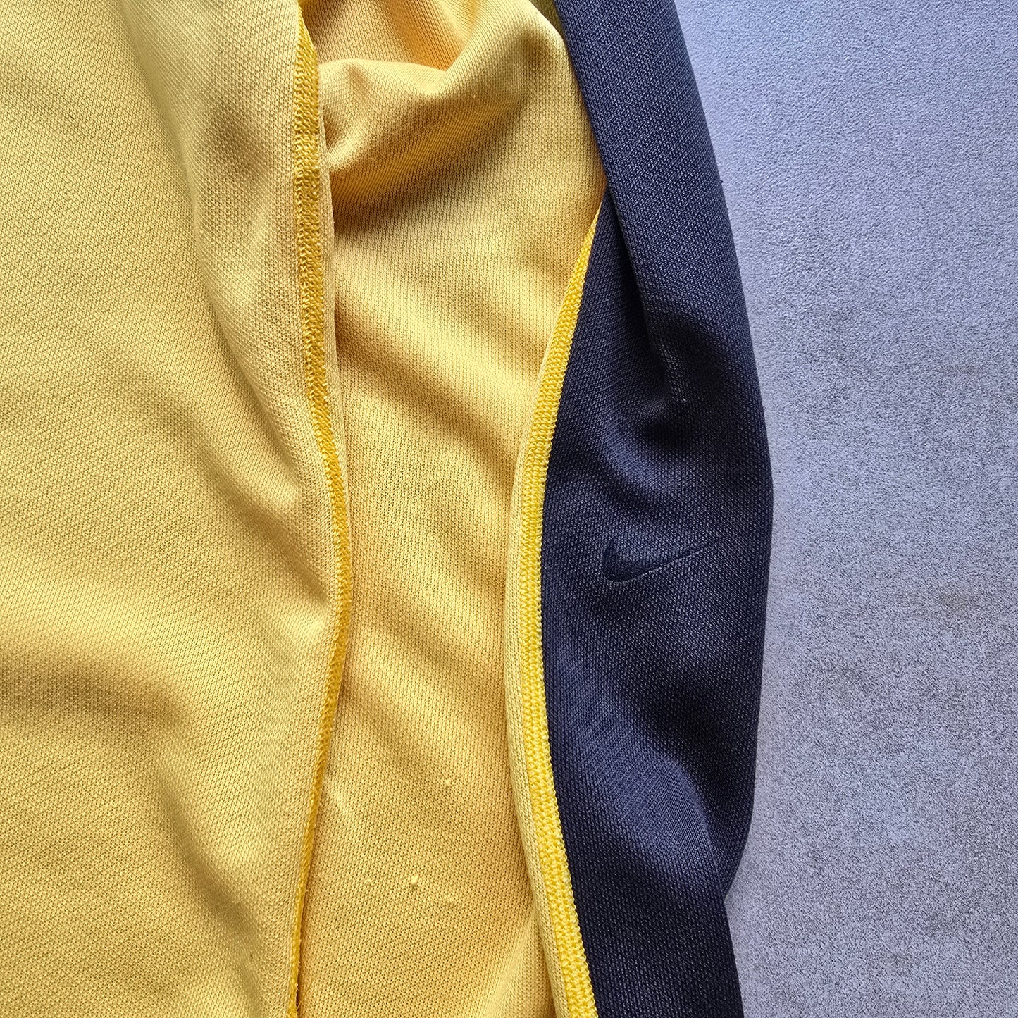 Vintage Nike ACG 1/2 Zip Base Layer Top - L