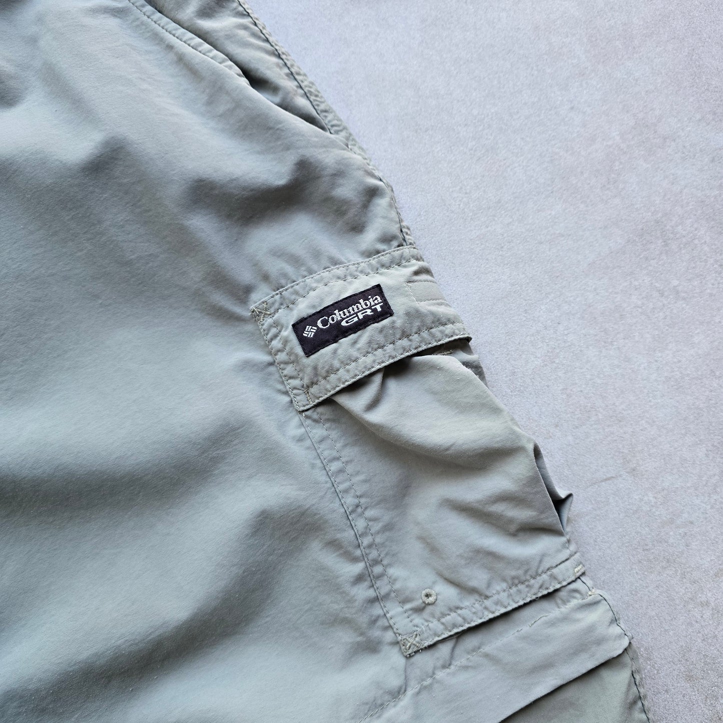 Vintage Columbia GRT Convertible Zip Off Pants - L