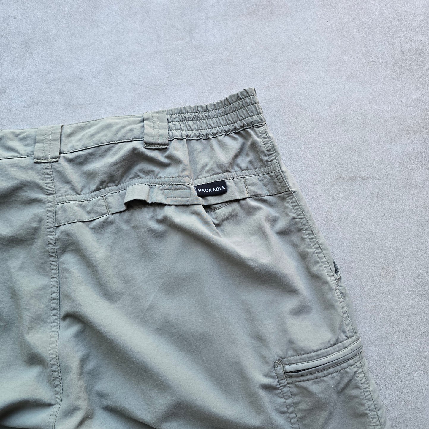 Vintage Columbia GRT Convertible Zip Off Pants - L
