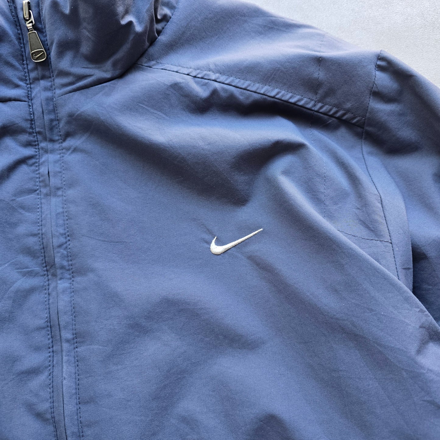 Vintage 2000's Nike Mini Swoosh Insulated Jacket - M