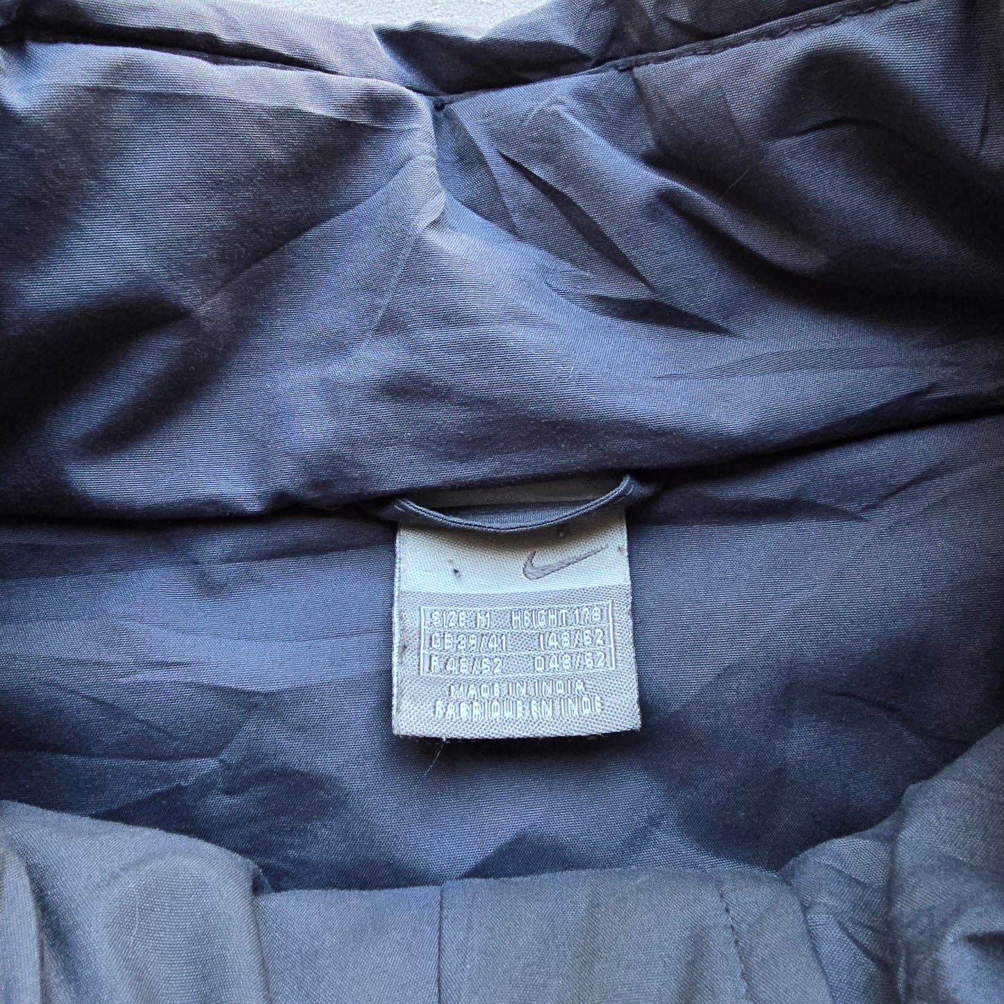 Vintage 2000's Nike Mini Swoosh Insulated Jacket - M