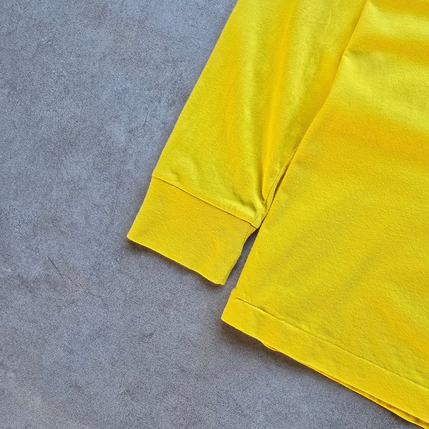 Ralph Lauren Ringer Crest Logo Long Sleve Tee - M