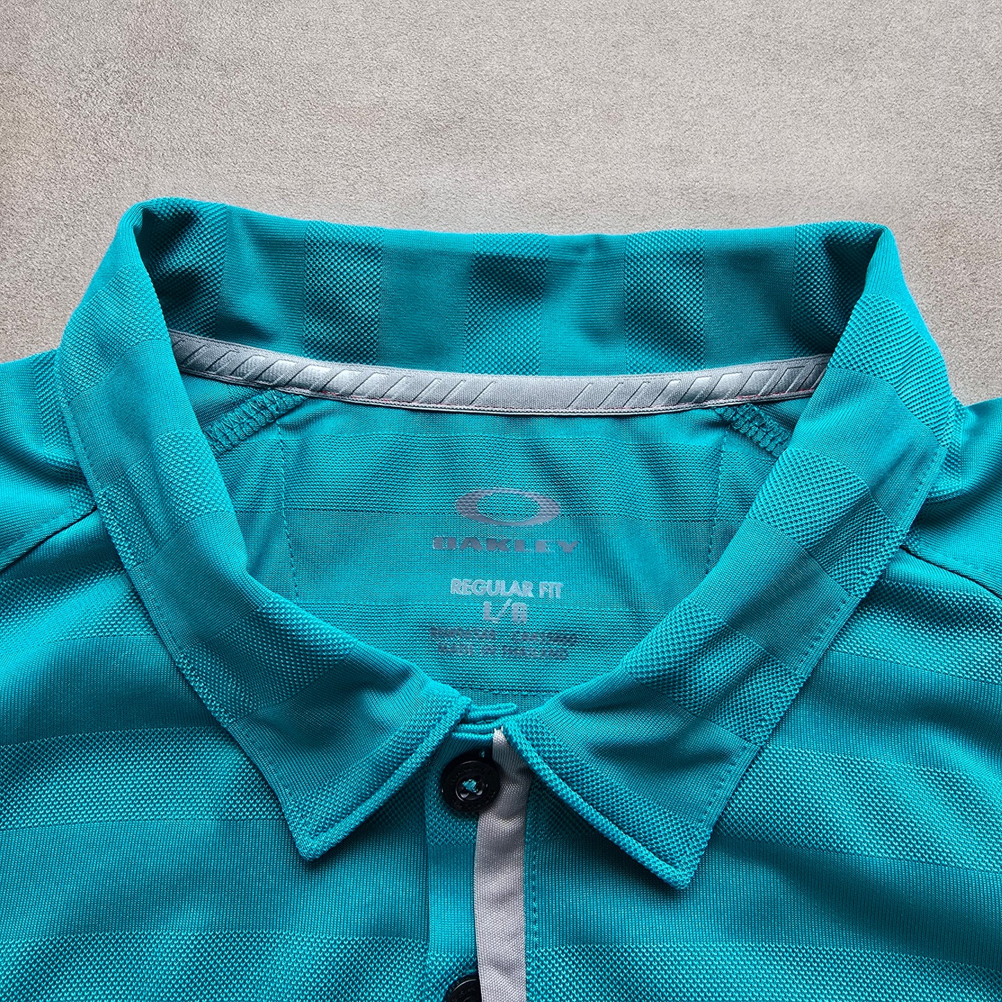 Oakley Striped Embroidered Centre Logo Polo Shirt - L