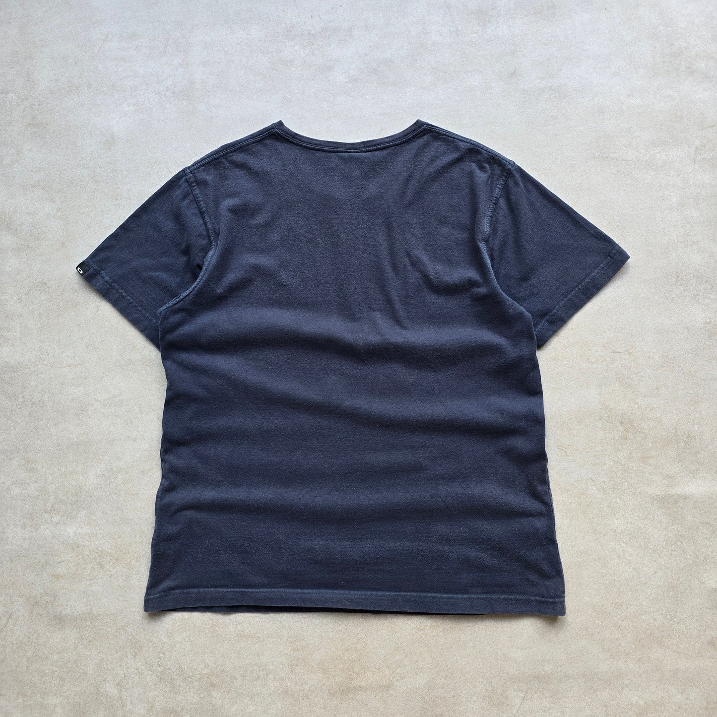 Vintage 2000's Oakley Tee - M