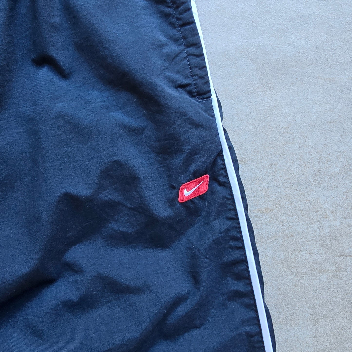 Vintage 2000's Nike Mini Swoosh Ankle Zip Track Pants - S