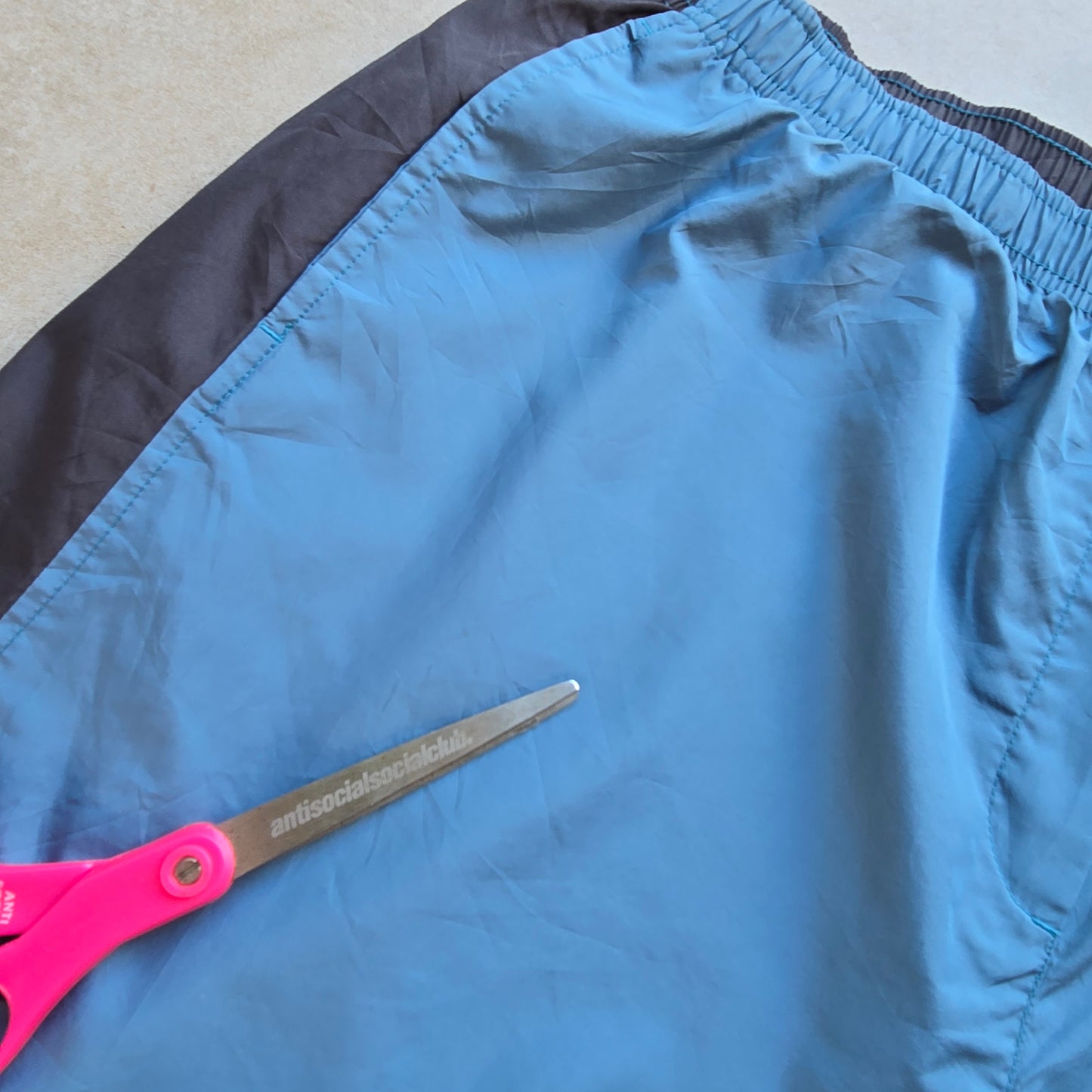 Vintage 2000's Nike Mini Swoosh Ankle Zip Track Pants - WMNS XL
