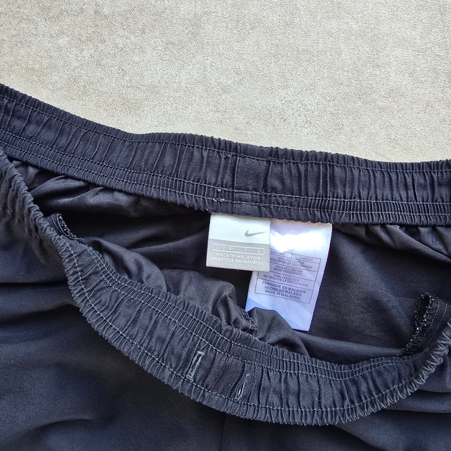 Vintage 2000's Nike Mini Ankle Swoosh Track Pants - WMNS L