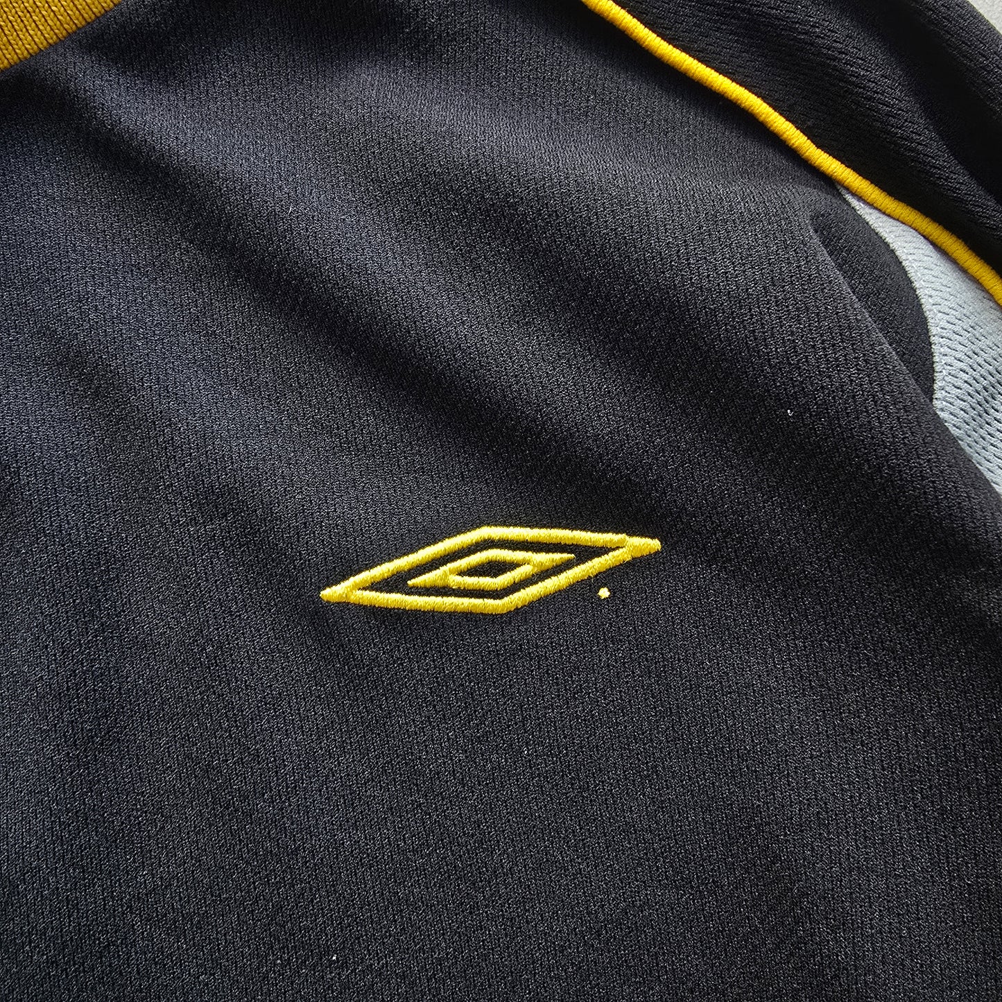 Vintage Umbro Long Sleeve Training Jersey - M