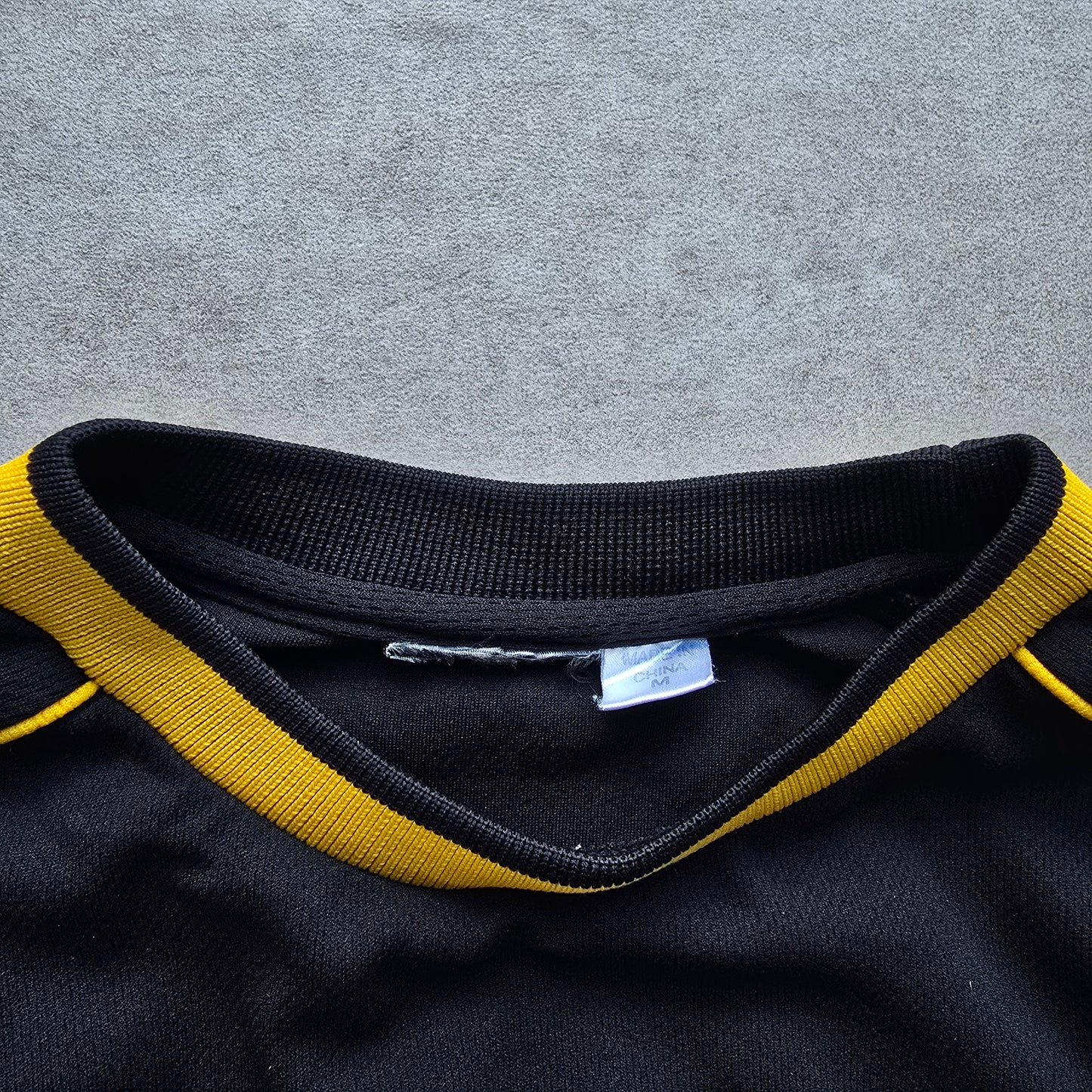 Vintage Umbro Long Sleeve Training Jersey - M