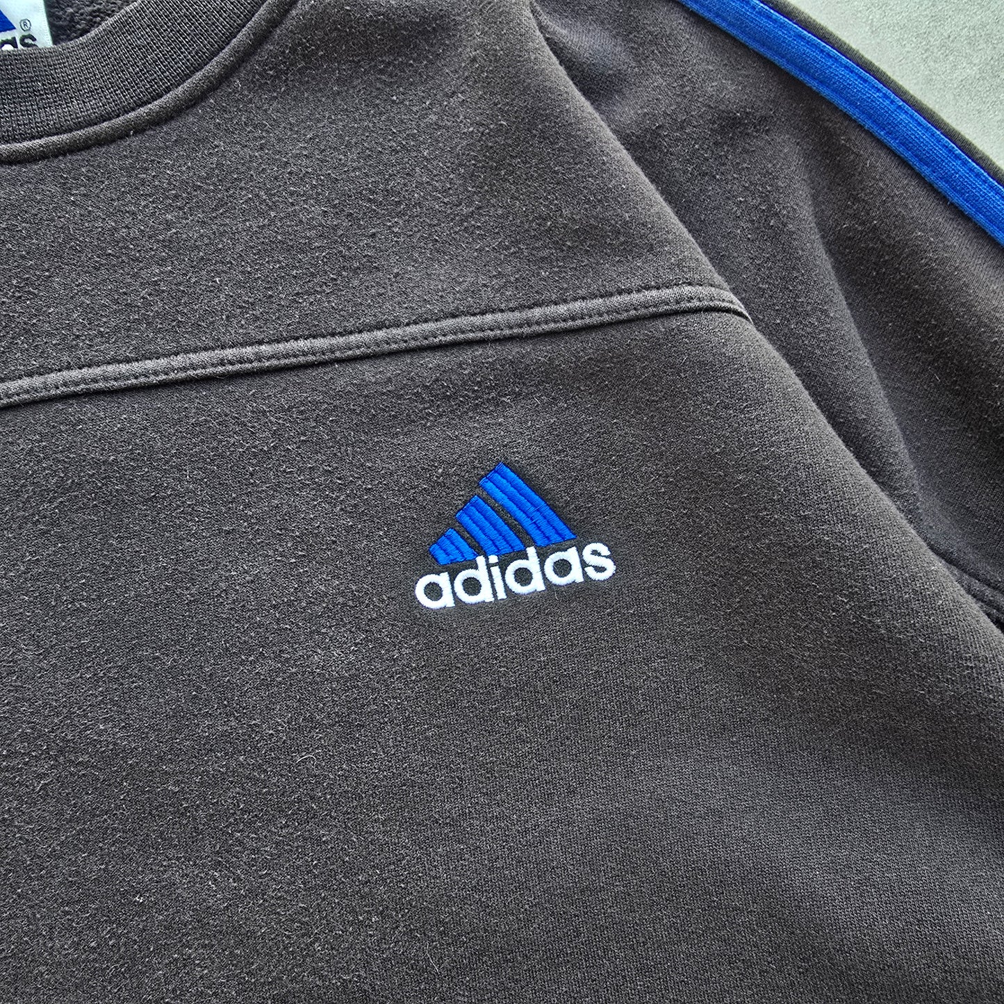 Vintage 90's Adidas Sweatshirt - L