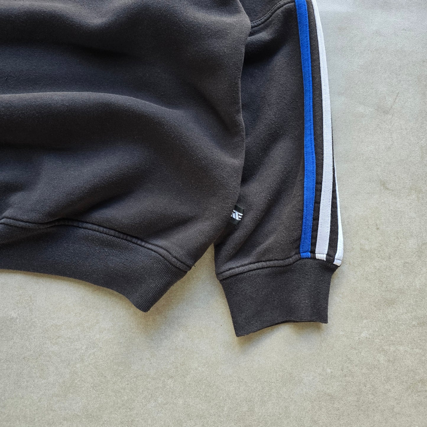 Vintage 90's Adidas Sweatshirt - L