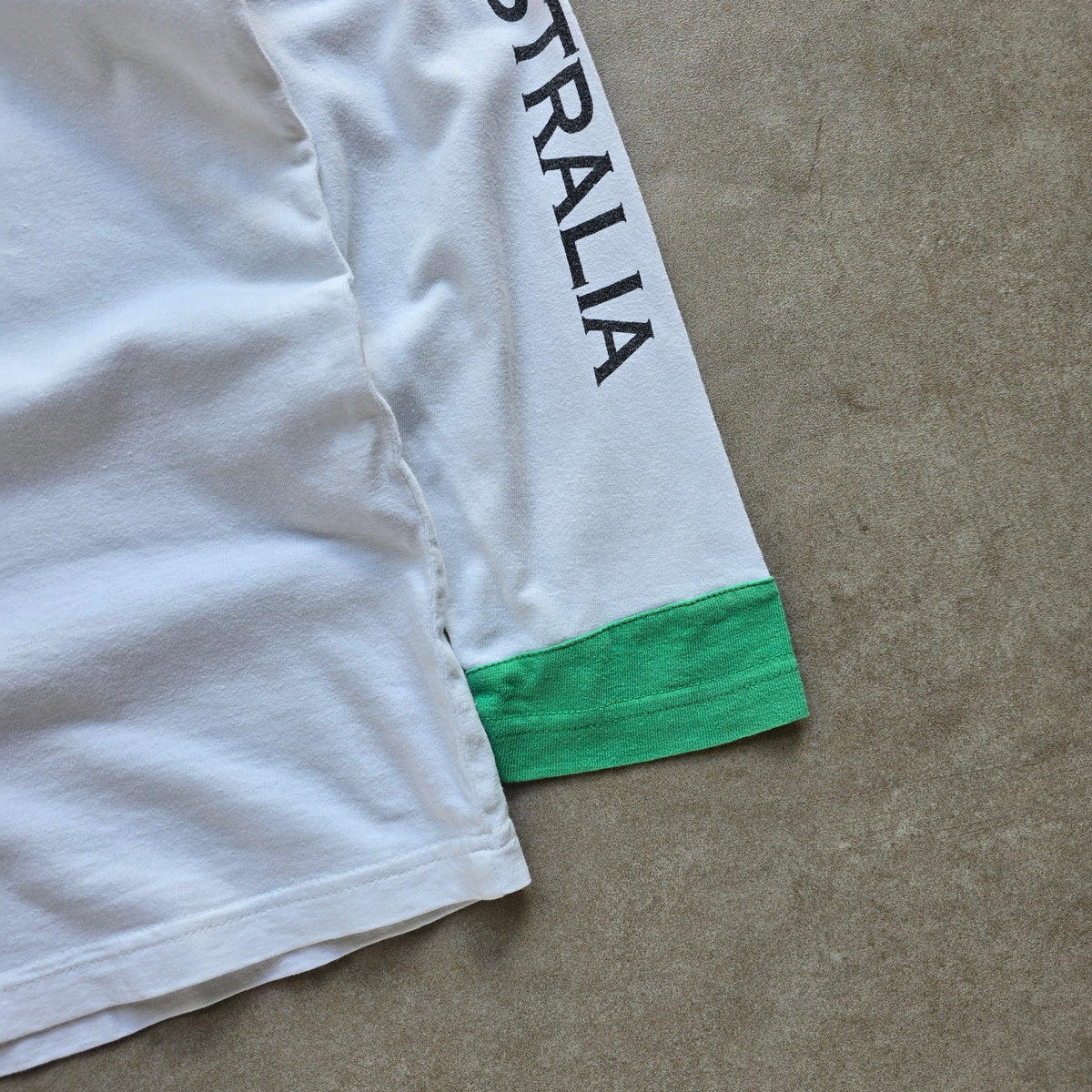 Vintage 2006 Fifa World Cup Germany Socceroos Long Sleeve Tee - M