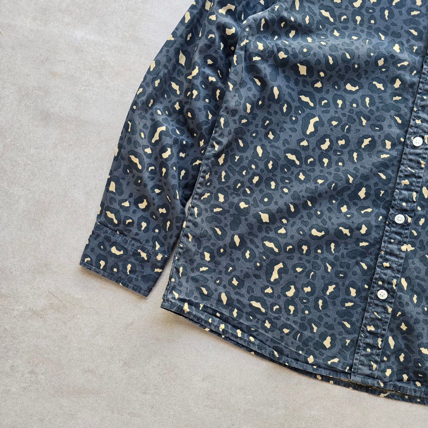 Carhartt WIP Rocha Leopard Print Long Sleeve Button Up Shirt - S